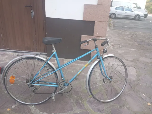 Bicicleta azul vintage