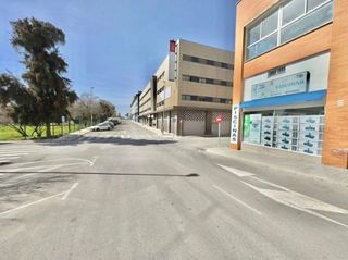 Ático en alquiler en Zona Avda. Juan de Diego - Parque Municipal  en Bormujos