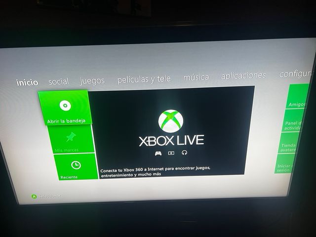 Xbox 360 Elite + Controller