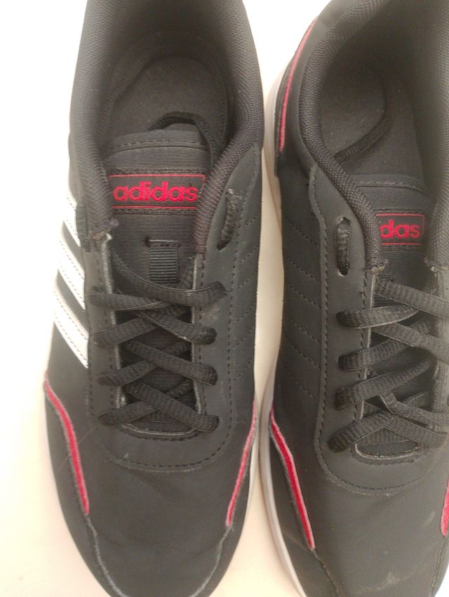 Tênis Adidas Masculino Preto e Vermelho