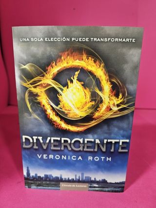 Libro Divergente (Veronica Roth)