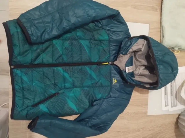 Chaqueta Quechua niño verde y azul.Talla 7-8