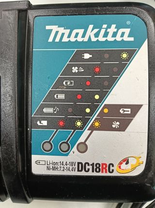 Taladro A Bateria Martillo Makita DHR 202