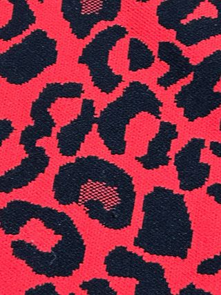 Jersey animal print rojo y negro