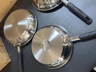 Set di utensili da cucina Amazon Basics per induzione, antiaderenti, in acciaio inossidabile, 24/28/28 cm, 3 pezzi, argento