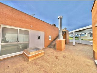 Ático en alquiler en Zona Avda. Juan de Diego - Parque Municipal  en Bormujos