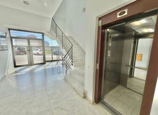 Ático en alquiler en Zona Avda. Juan de Diego - Parque Municipal  en Bormujos