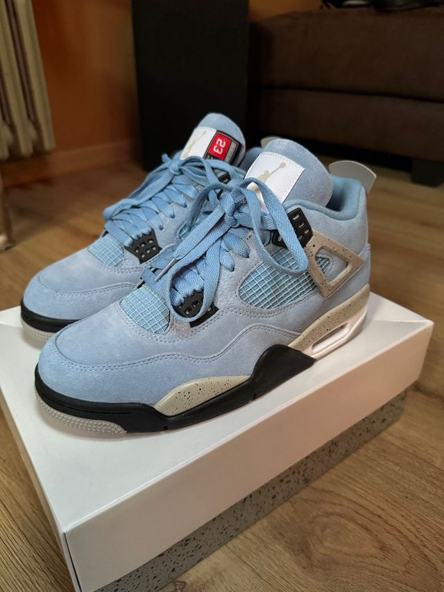 Jordan 4 University Blue