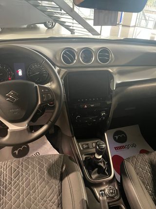 Suzuki Vitara 1.4 S3 4WD MY25 – SUV híbrido manual