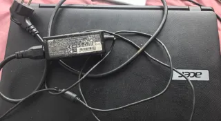 Portátil Acer Intel Pentium 8GB RAM