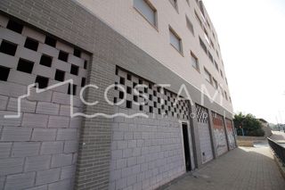 Local comercial en alquiler en Campello Playa en Campello (el)