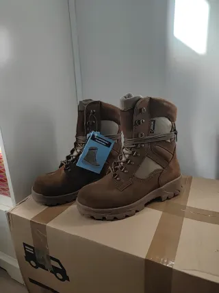 Botas impermeables Gore-Tex marrones