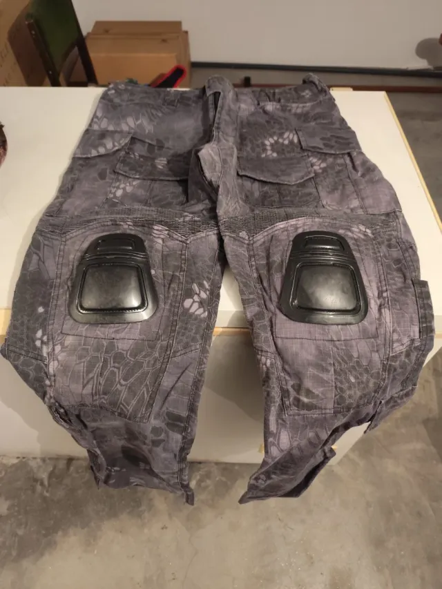 Uniforme Combat Gen3 Kryptek Typhon + Gorra