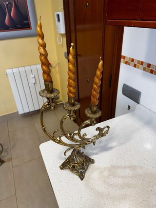 Candelabros de bronce