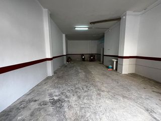 Local comercial en venta en Massanassa