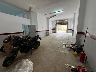 Local comercial en venta en Massanassa