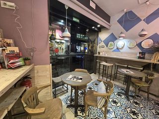 Local comercial en alquiler en Eixample Nord – La Devesa en Girona