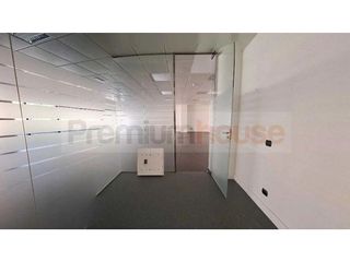 Oficina en venta en Bufalà en Badalona