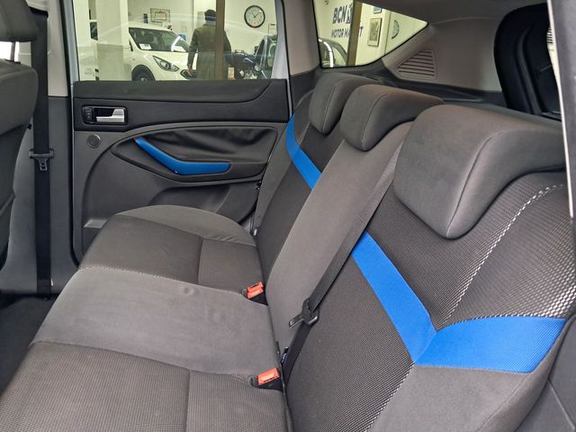 Ford Kuga 2.0 TDCi 2WD Titanium