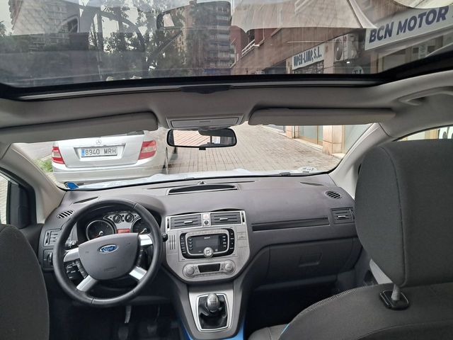 Ford Kuga 2.0 TDCi 2WD Titanium