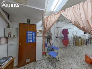Local comercial en venta en Andújar