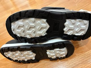 Botas de nieve grises talla 36. nuevas con etiquet