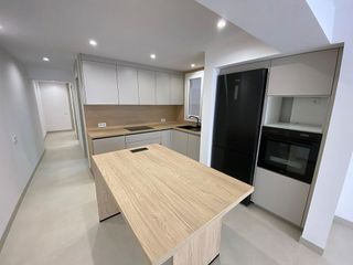 Piso en venta en Nueva Andalucía en Almería