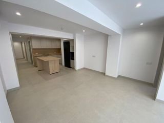 Piso en venta en Nueva Andalucía en Almería