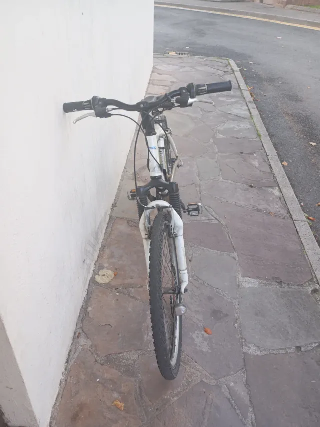 Bicicleta Decathlon Blanca