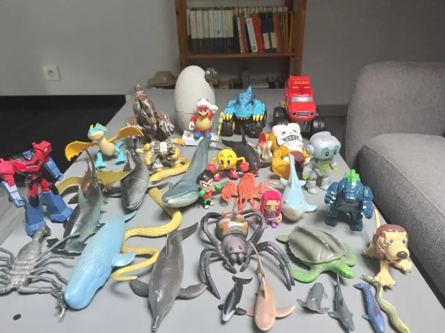 Set di giocattoli vari