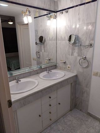 Piso en alquiler en La Buhaira en Sevilla