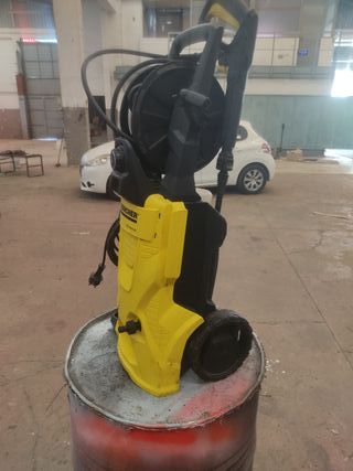 Hidrolimpiadora Karcher K4 Premium