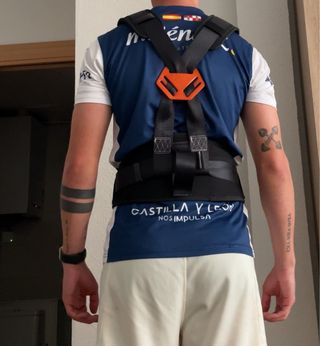 Arnés para máquina inercial