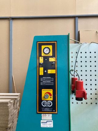 Prensa Neumática Industrial 8 pistones