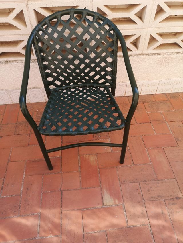 Butaca Kettal Metal Negra/Verde Terraza