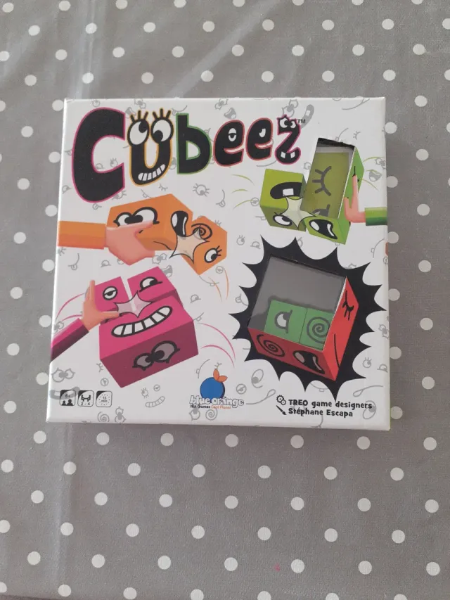 Juego de mesa Cubeez