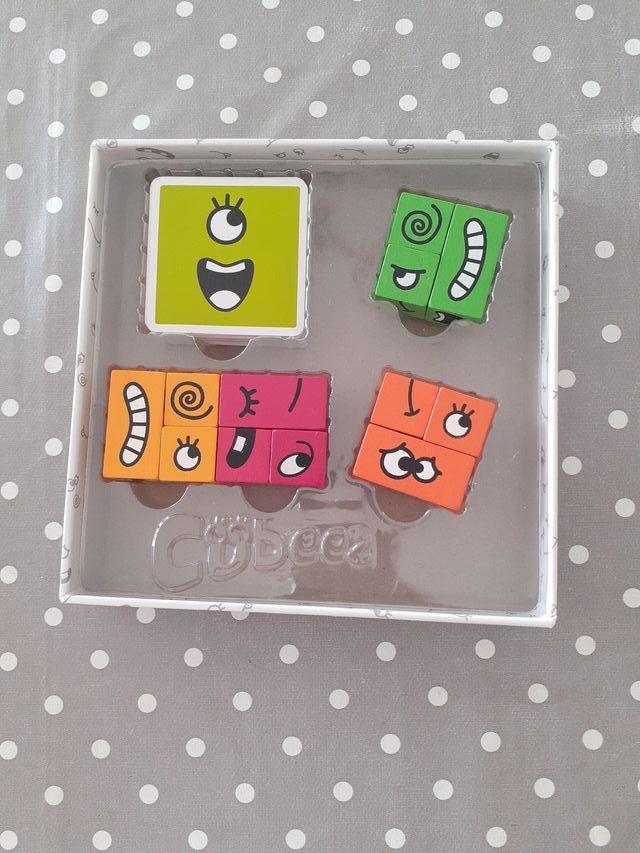 Juego de mesa Cubeez