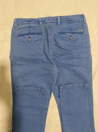 Pantalón Massimo Dutti azul claro talla 40