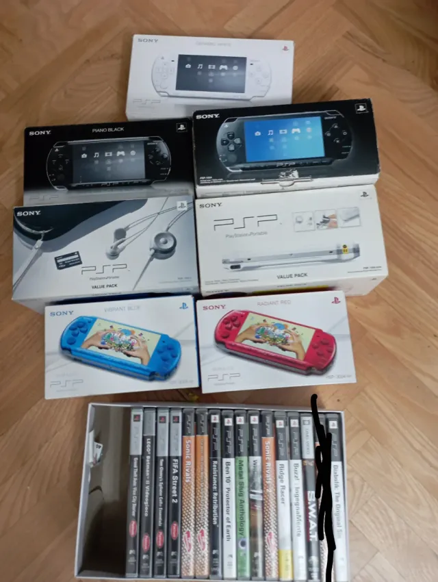 7 Consolas PSP Sony + 15 Juegos