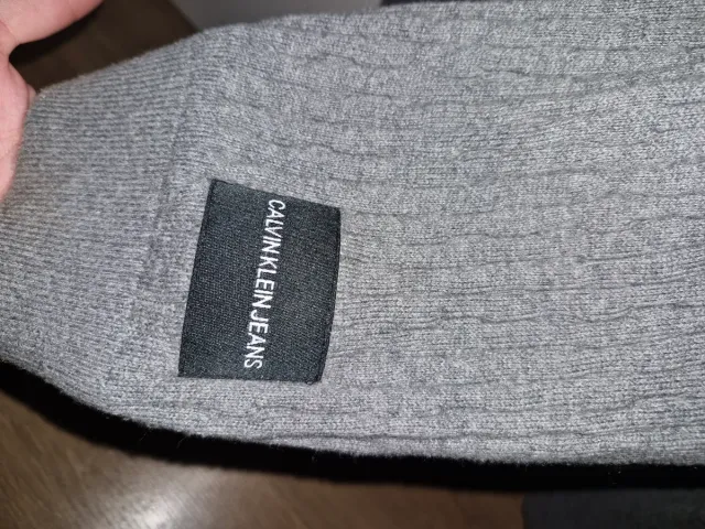 Jersey Calvin Klein Gris