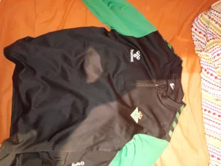 Chándal Betis Hummel Negro y Verde talla 16
