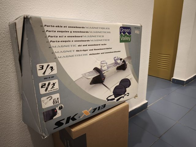 Portaesquís magnético Green Valley SK-X713