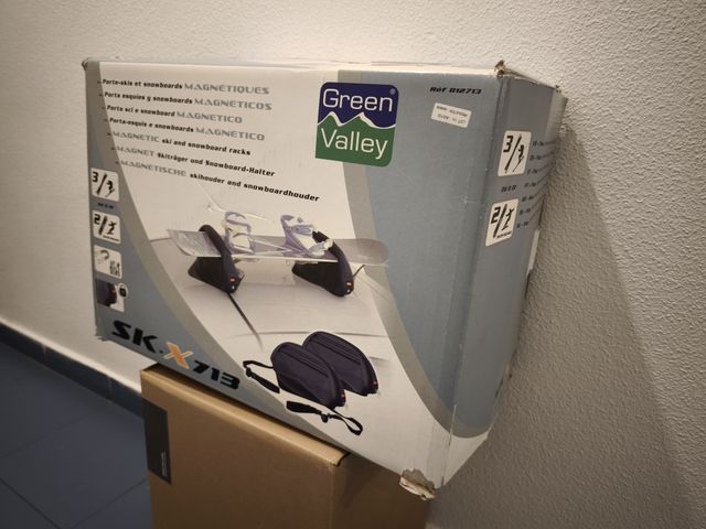 Portaesquís magnético Green Valley SK-X713