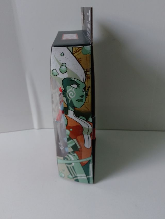 Marvel Legends Namorita Figura de Ação