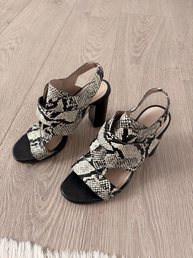 Sandalias French Connection Tacón Serpiente