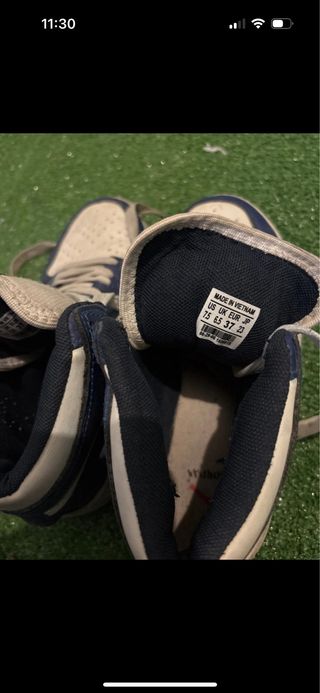 Nike Air Jordan 1 Azul y Blanco