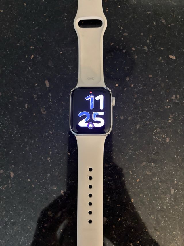 Apple Watch SE Beige/Plata