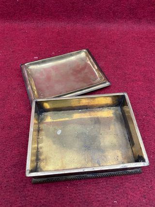 ANTIGUA CAJA DE BRONCE JAPONESA ESMALTADA