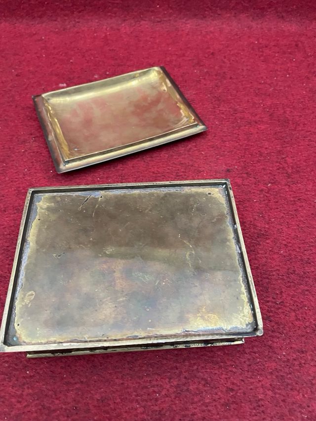 ANTIGUA CAJA DE BRONCE JAPONESA ESMALTADA