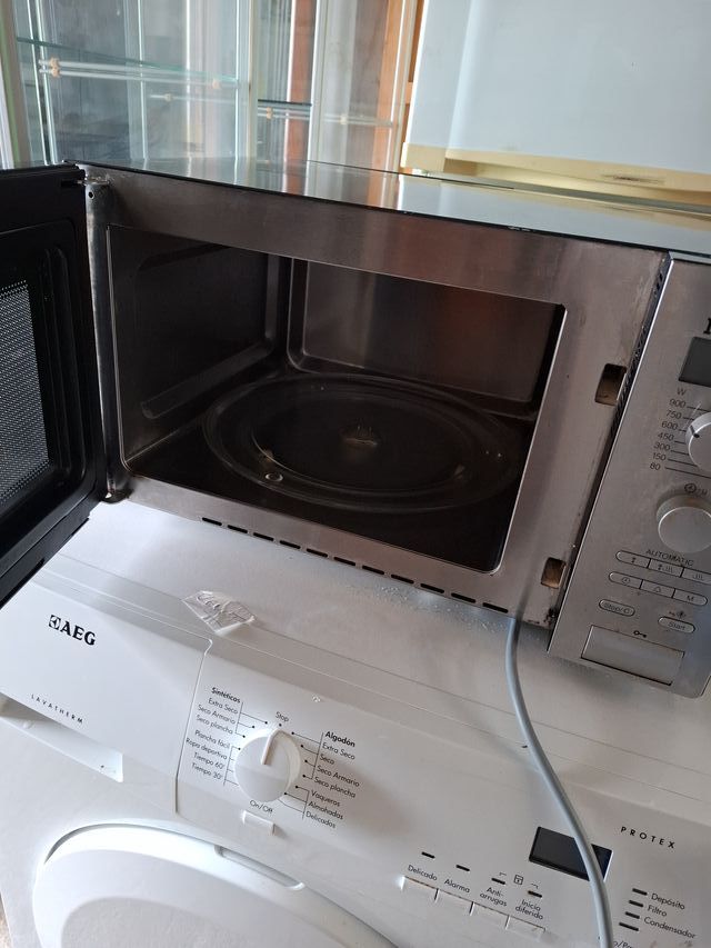Horno Microondas Miele Inoxidable/ Forn microones